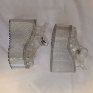 Unif Jelly Platforms